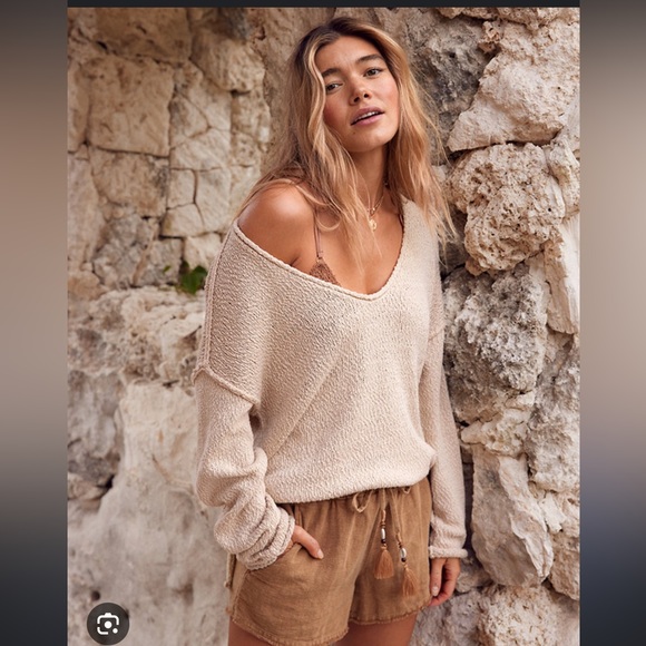 NWT Aerie Oversized Voop Sweater oversized Large - Picture 2 of 14